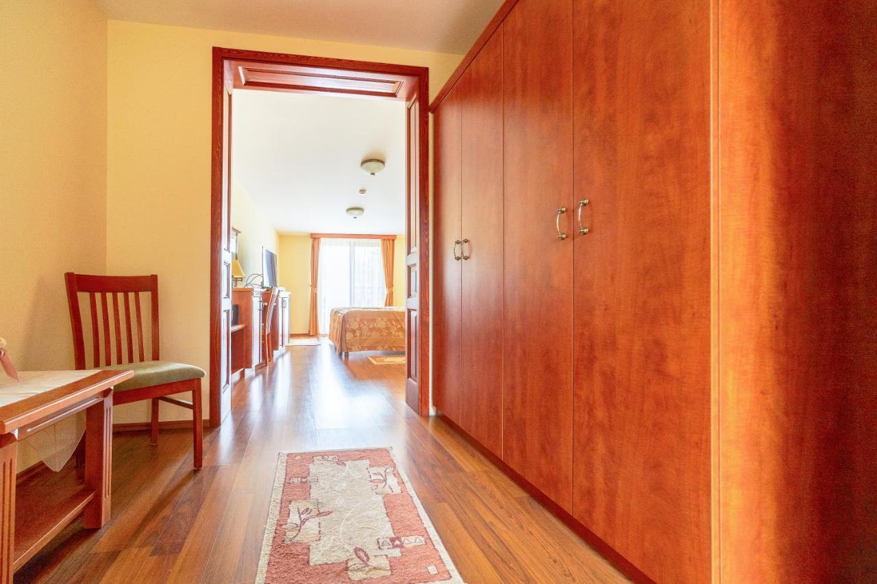 Pannon Hotel Bejelentkezes 20 Oraig, Check-In Until 20 O'Clock, Einchecken Bis 20 Uhr Mohács Eksteriør bilde