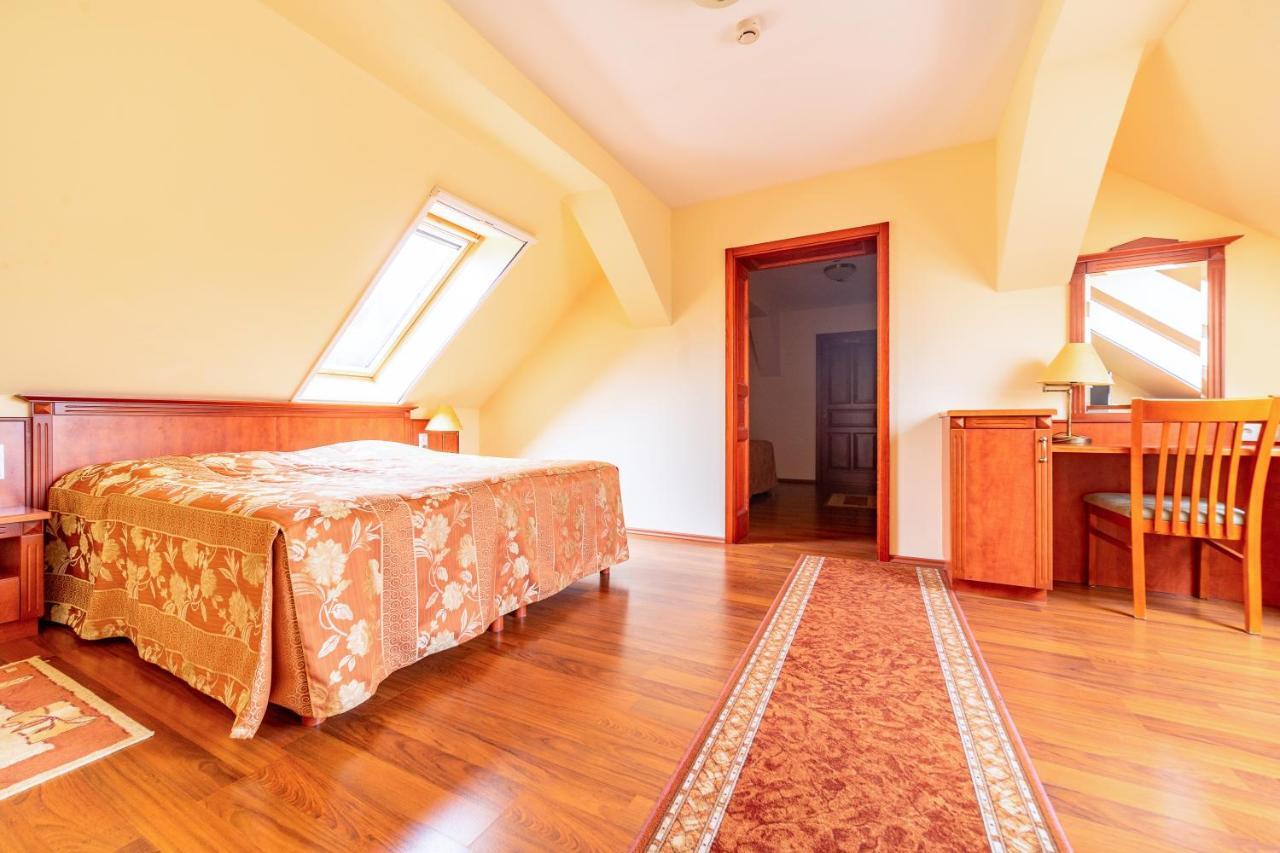 Pannon Hotel Bejelentkezes 20 Oraig, Check-In Until 20 O'Clock, Einchecken Bis 20 Uhr Mohács Eksteriør bilde