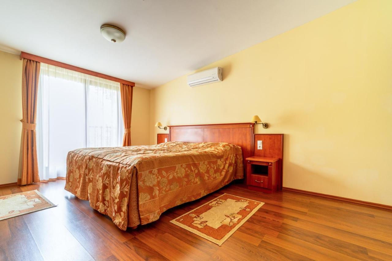 Pannon Hotel Bejelentkezes 20 Oraig, Check-In Until 20 O'Clock, Einchecken Bis 20 Uhr Mohács Eksteriør bilde
